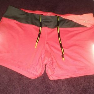 Nike fit dri running athletic shorts